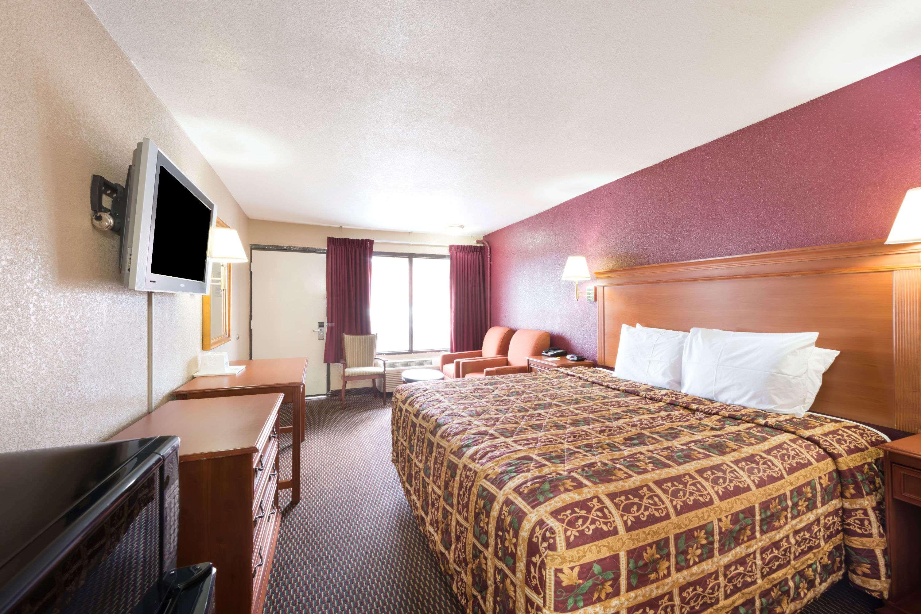 Days Inn By Wyndham San Antonio Splashtown/Att Center Exteriér fotografie